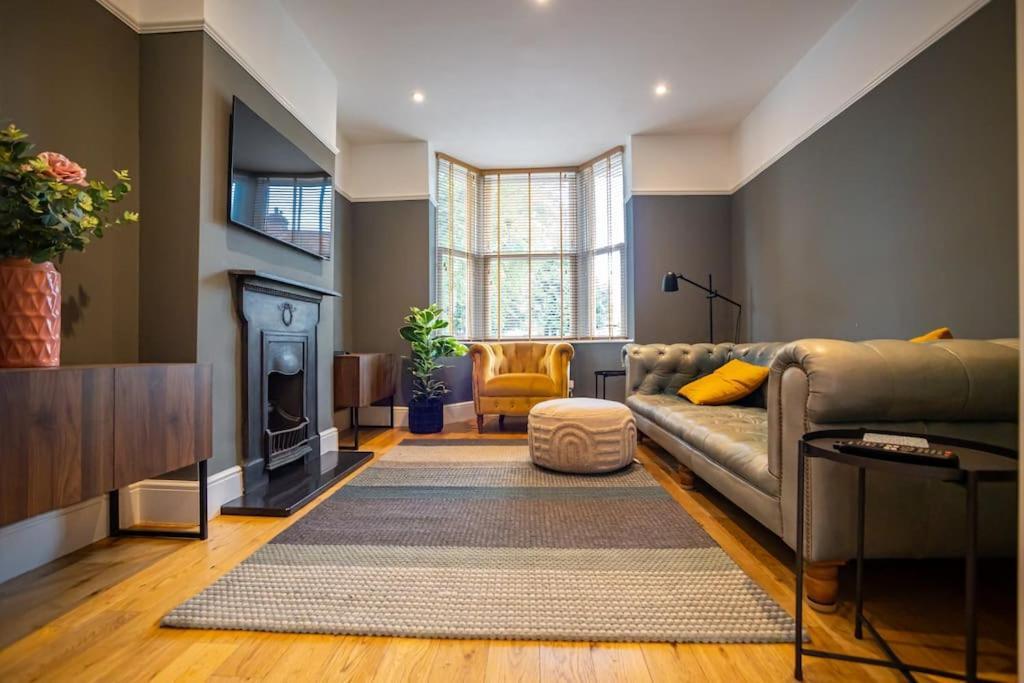 Hereford - Clifton Villa - Beautifully Presented House Located A Short Walk From City Centre - Sleeps 6 Guests - Perfect For Exploring Hereford - Hosted By Rentmyhouse Kültér fotó