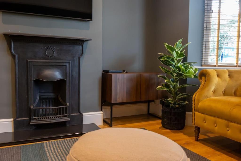 Hereford - Clifton Villa - Beautifully Presented House Located A Short Walk From City Centre - Sleeps 6 Guests - Perfect For Exploring Hereford - Hosted By Rentmyhouse Kültér fotó