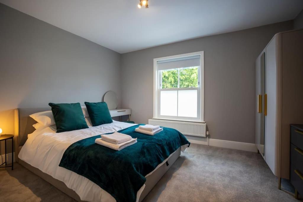 Hereford - Clifton Villa - Beautifully Presented House Located A Short Walk From City Centre - Sleeps 6 Guests - Perfect For Exploring Hereford - Hosted By Rentmyhouse Kültér fotó