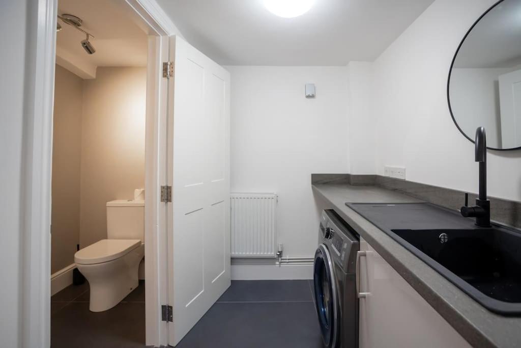 Hereford - Clifton Villa - Beautifully Presented House Located A Short Walk From City Centre - Sleeps 6 Guests - Perfect For Exploring Hereford - Hosted By Rentmyhouse Kültér fotó